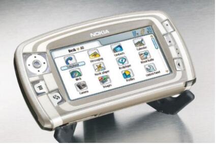 诺基亚7710智能手机时代的逆流，手机数码化的经典