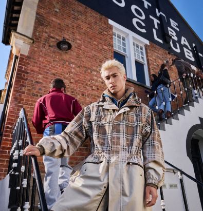 Burberry ������� 2026 �＾������ϳ�������Ƭ