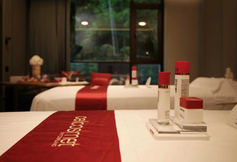 ����SwissCellSpa��ˮ֪�ľӵ������Ӻ�����ʽ��Ļ